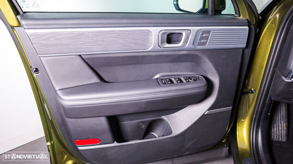 Hyundai Santa Fe 1.6 T-GDI PHEV Vanguard - 9