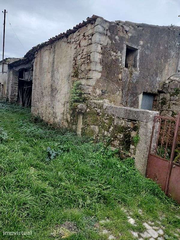 Moradia T4 para venda - Grande imagem: 2/6
