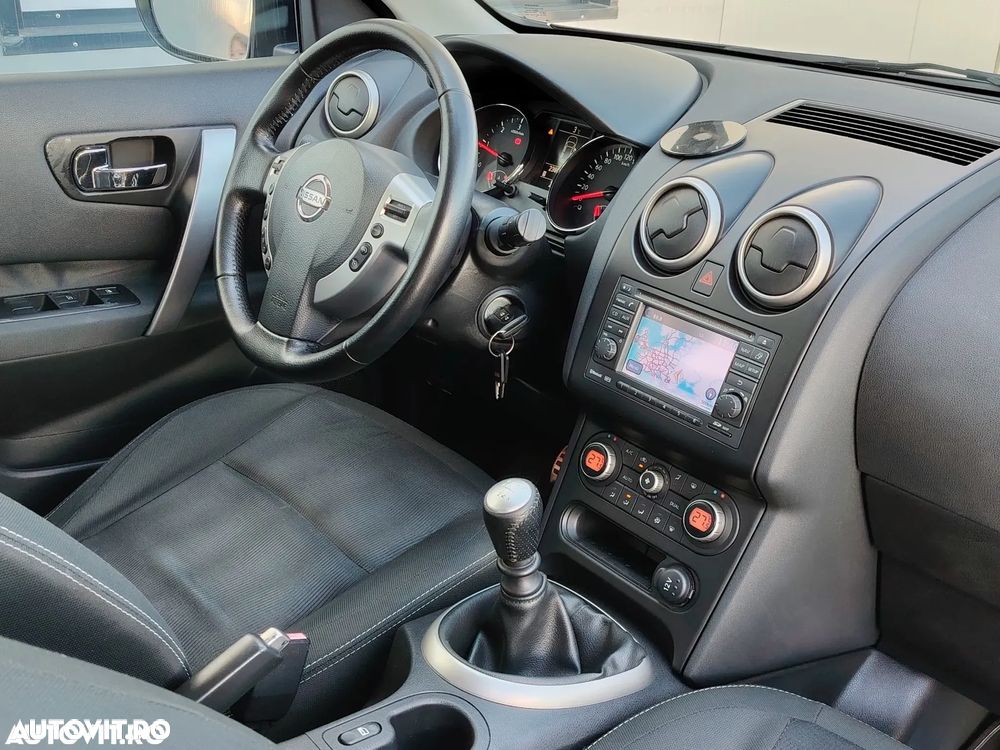 Nissan Qashqai 1.5 DCI TEKNA - 6