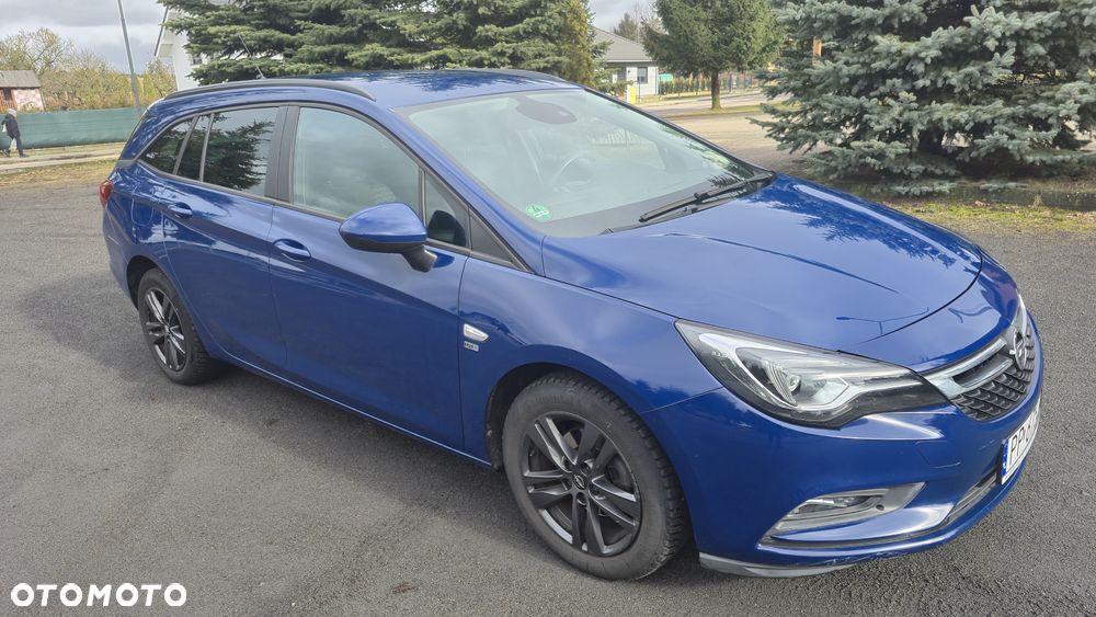 Opel Astra 1.4 Turbo 120 Jahre - 2