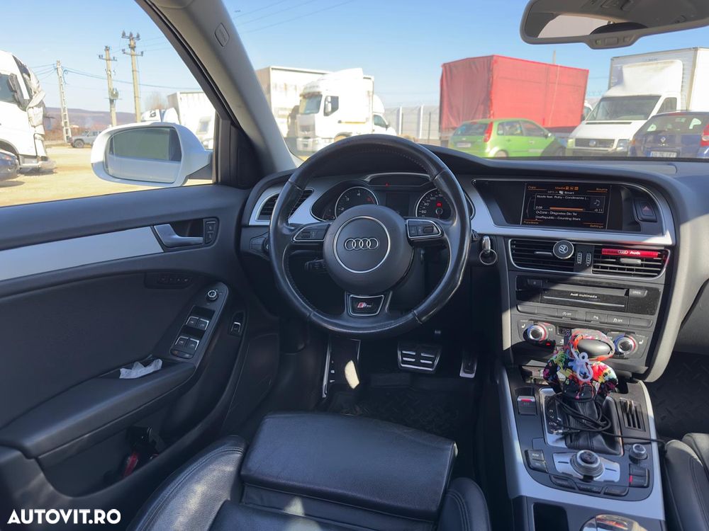 Audi A4 2.0 TDI S tronic Design - 9