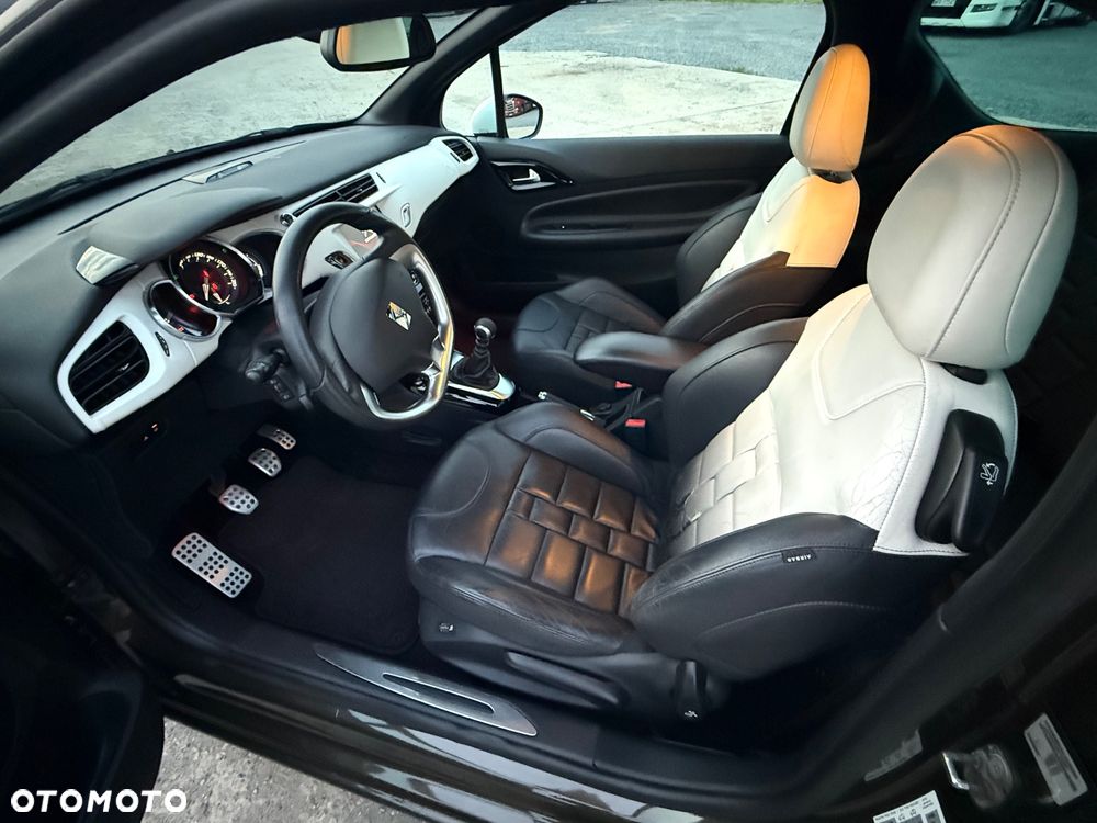 Citroën DS3 1.6 e-HDi SportChic - 9