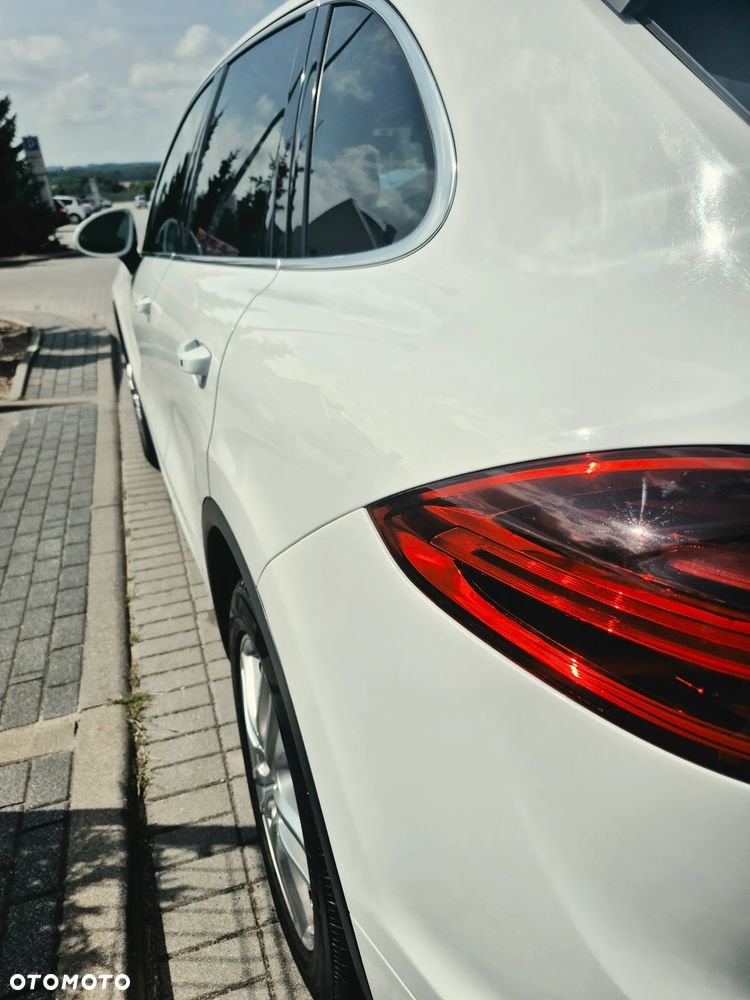 Porsche Cayenne Standard - 5