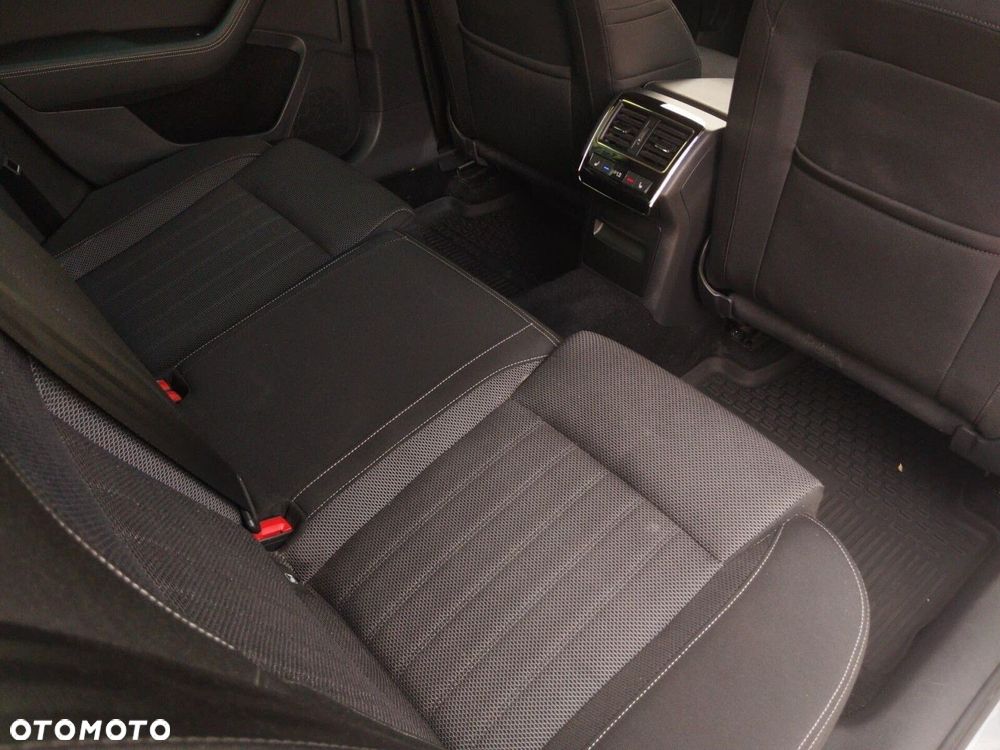 Skoda Superb 2.0 TDI SCR 4x4 Style DSG - 22