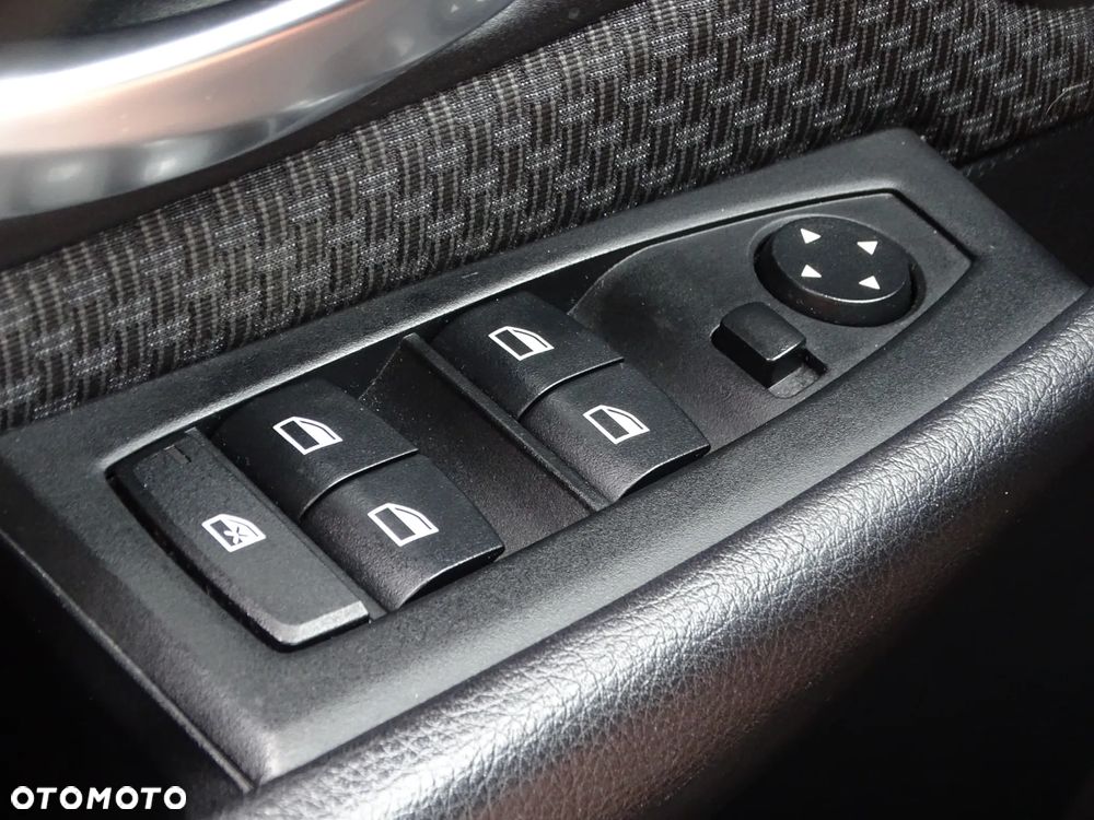 BMW Seria 2 218d Advantage - 27