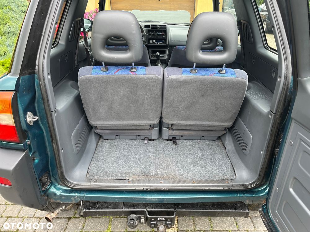 Toyota RAV4 - 18