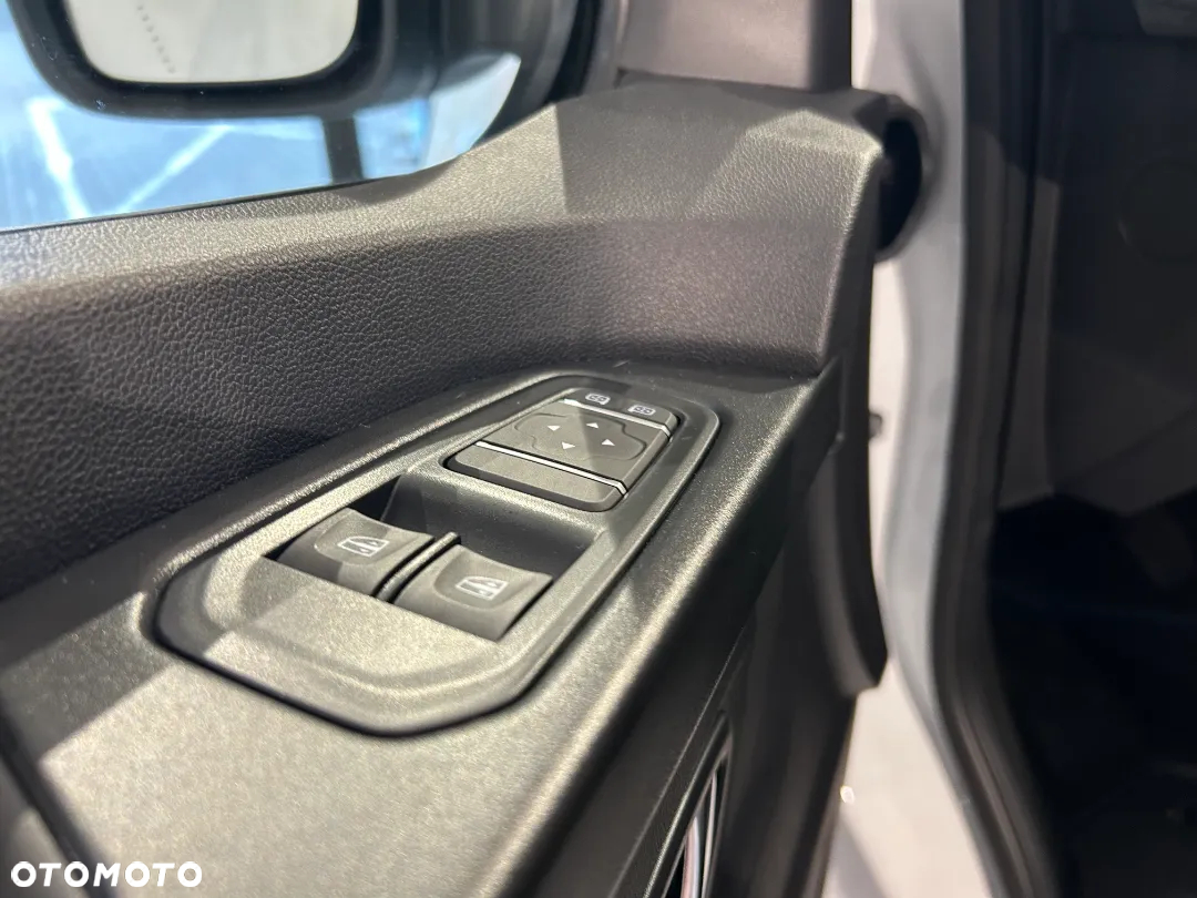 Renault Trafic - 21