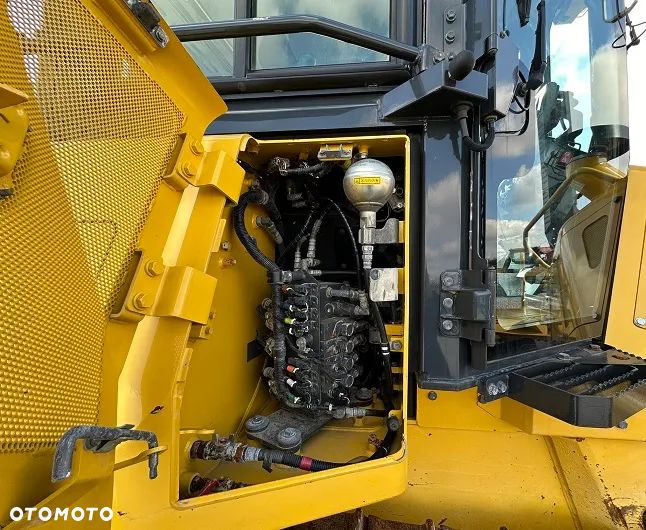 Komatsu D61PXi-23 - 23