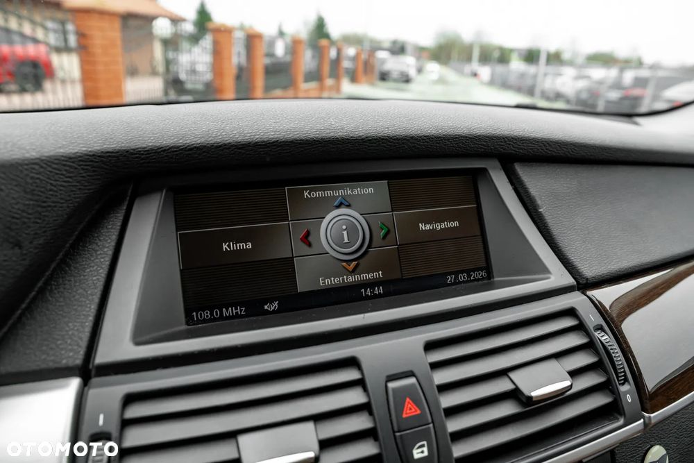 BMW X5 xDrive30d - 33