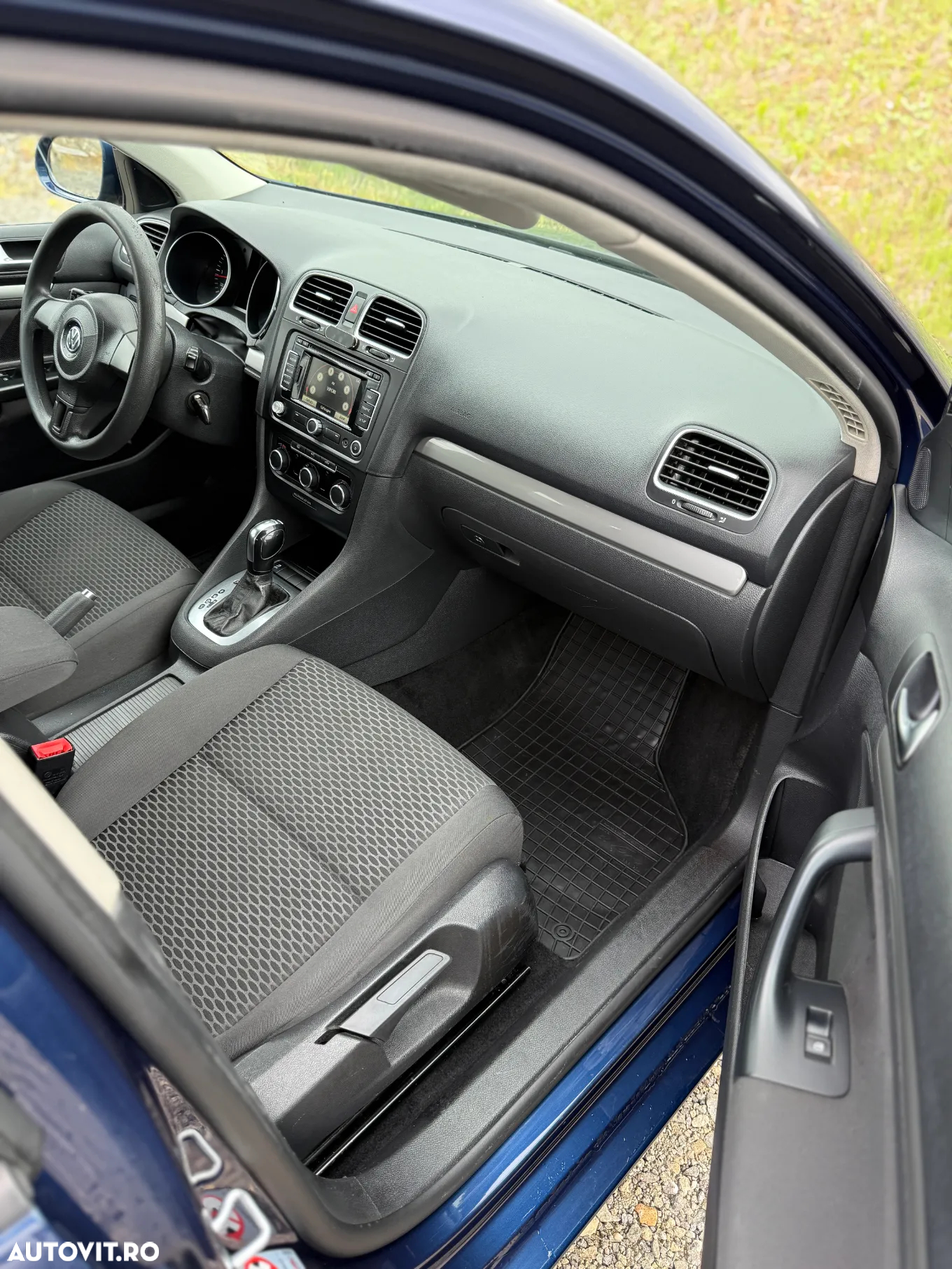 Volkswagen Golf 1.6 TDI BlueMotion Technology DPF Trendline DSG - 17