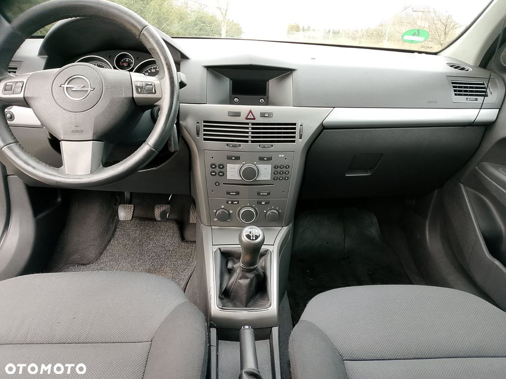 Opel Astra - 11