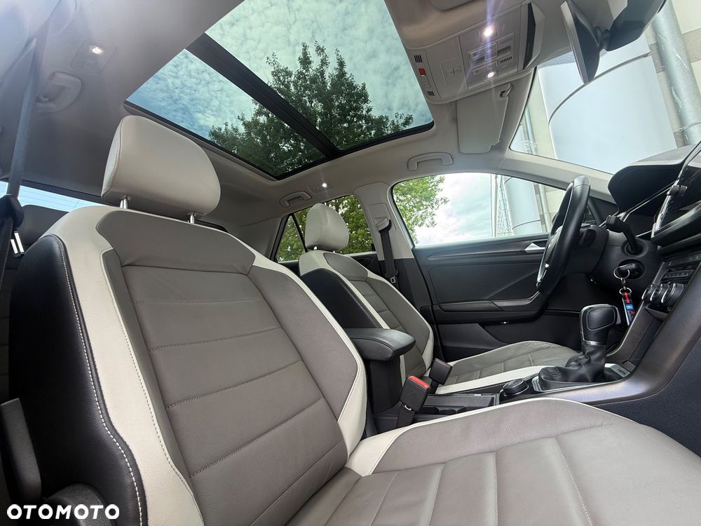 Volkswagen T-Roc 2.0 TDI SCR 4MOTION DSG R-Line - 18