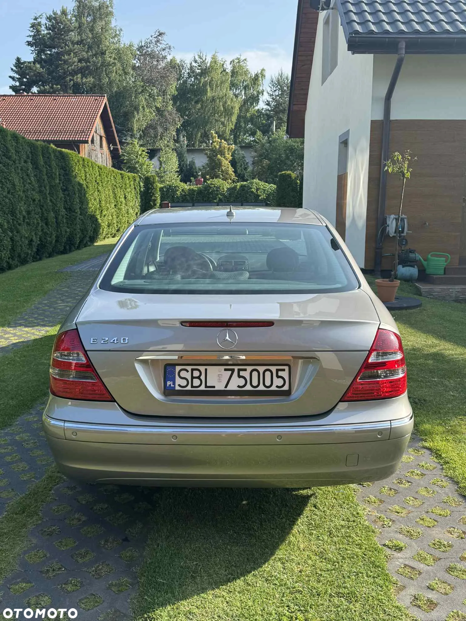 Mercedes-Benz Klasa E - 4