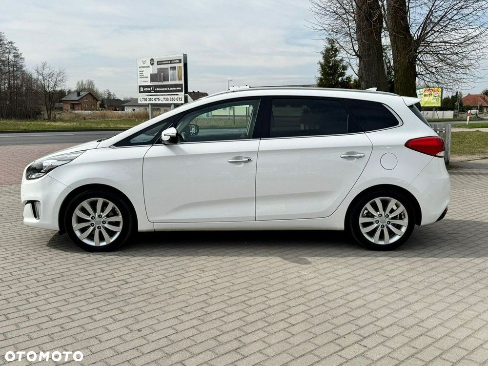 Kia Carens 1.6 GDI Dream-Team Edition - 10