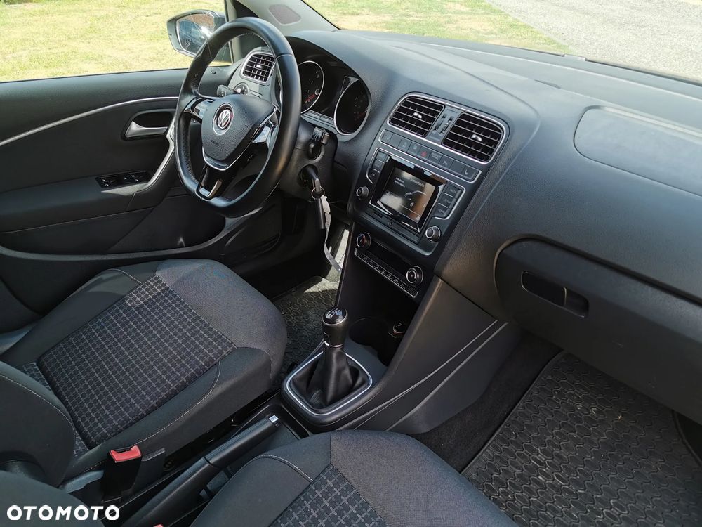 Volkswagen Polo 1.0 (Blue Motion Technology) Comfortline - 4