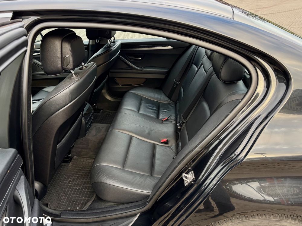 BMW Seria 5 - 13