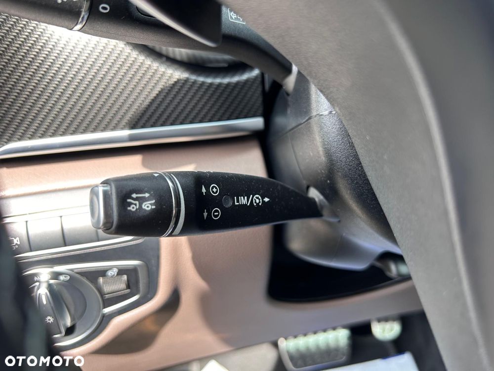 Mercedes-Benz Klasa V 300 d 4-Matic Exclusive 9G-Tronic (d³ugi) - 12