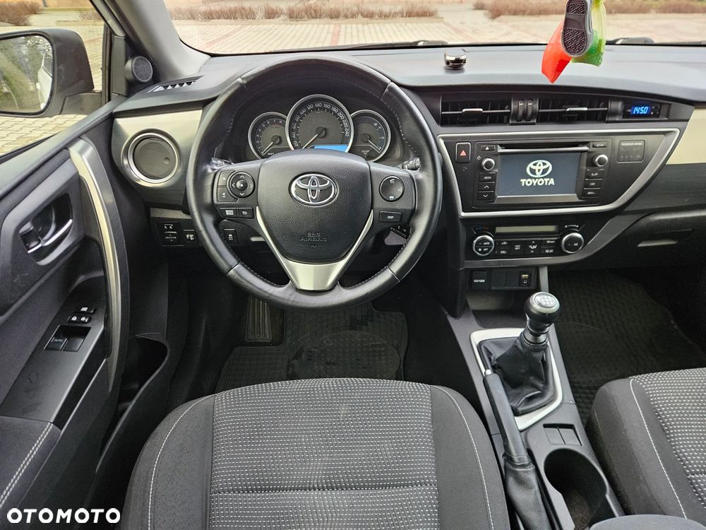 Toyota Auris 1.33 VVT-i Comfort - 18