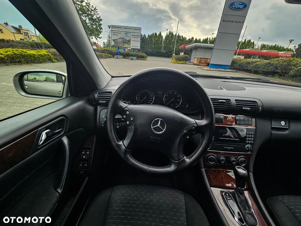 Mercedes-Benz Klasa C 180 Kompressor Automatik Elegance - 16