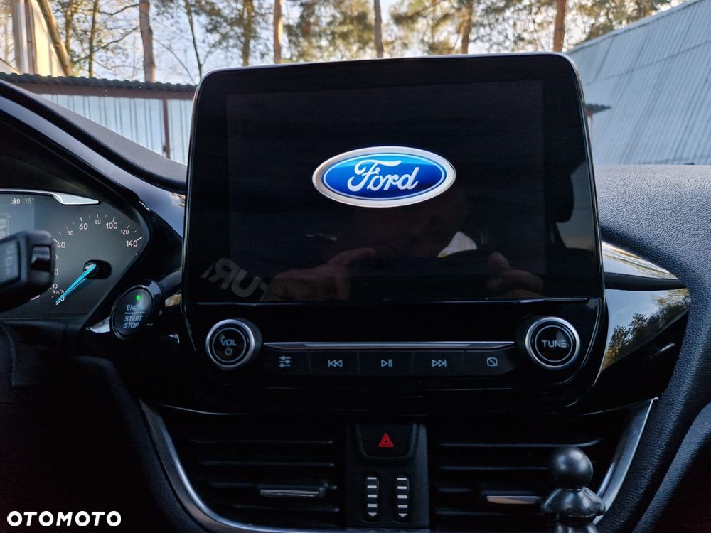 Ford Fiesta - 28