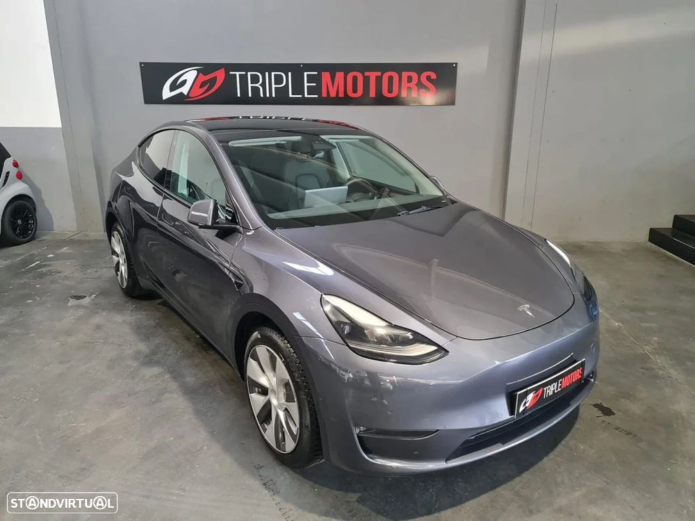 Tesla Model Y Long Range Dual Motor AWD - 13