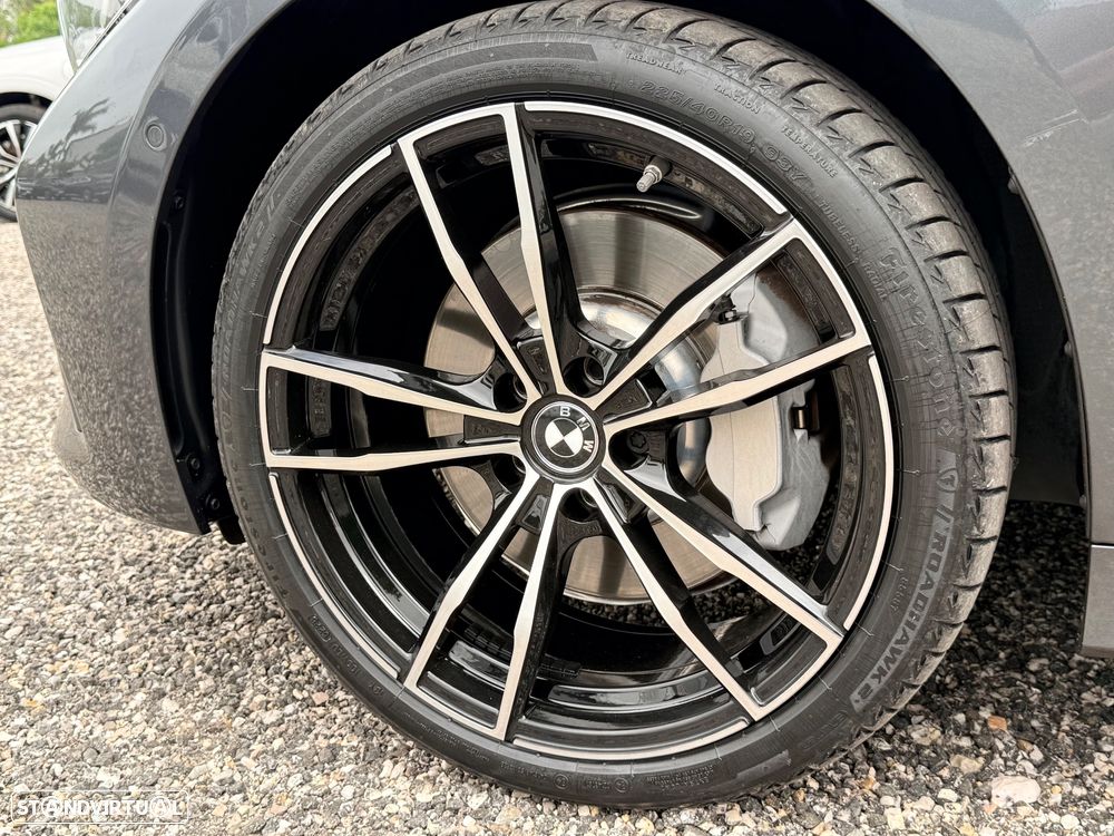 BMW 330 e Line Sport Auto - 13