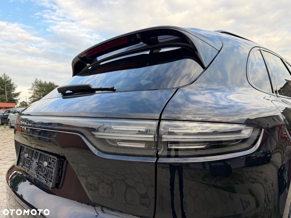 Porsche Cayenne E-Hybrid Tiptronic S - 37