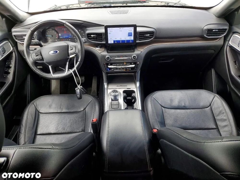 Ford Explorer - 7