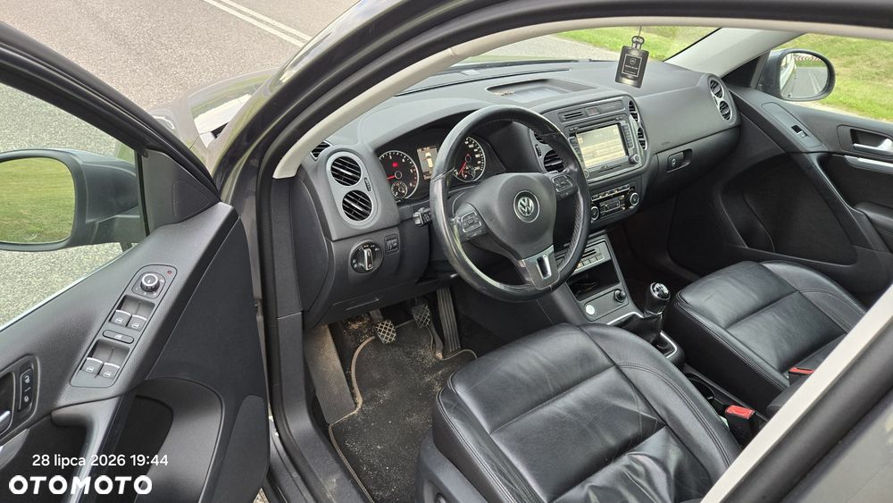 Volkswagen Tiguan - 5
