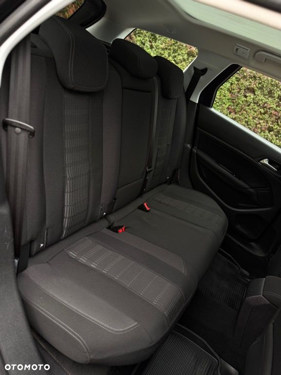Peugeot 308 BlueHDi 150 EAT6 Stop & Start Allure - 32
