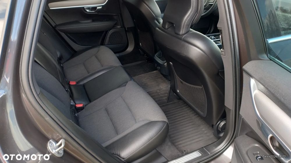 Volvo V90 B4 D Geartronic Momentum Pro - 19