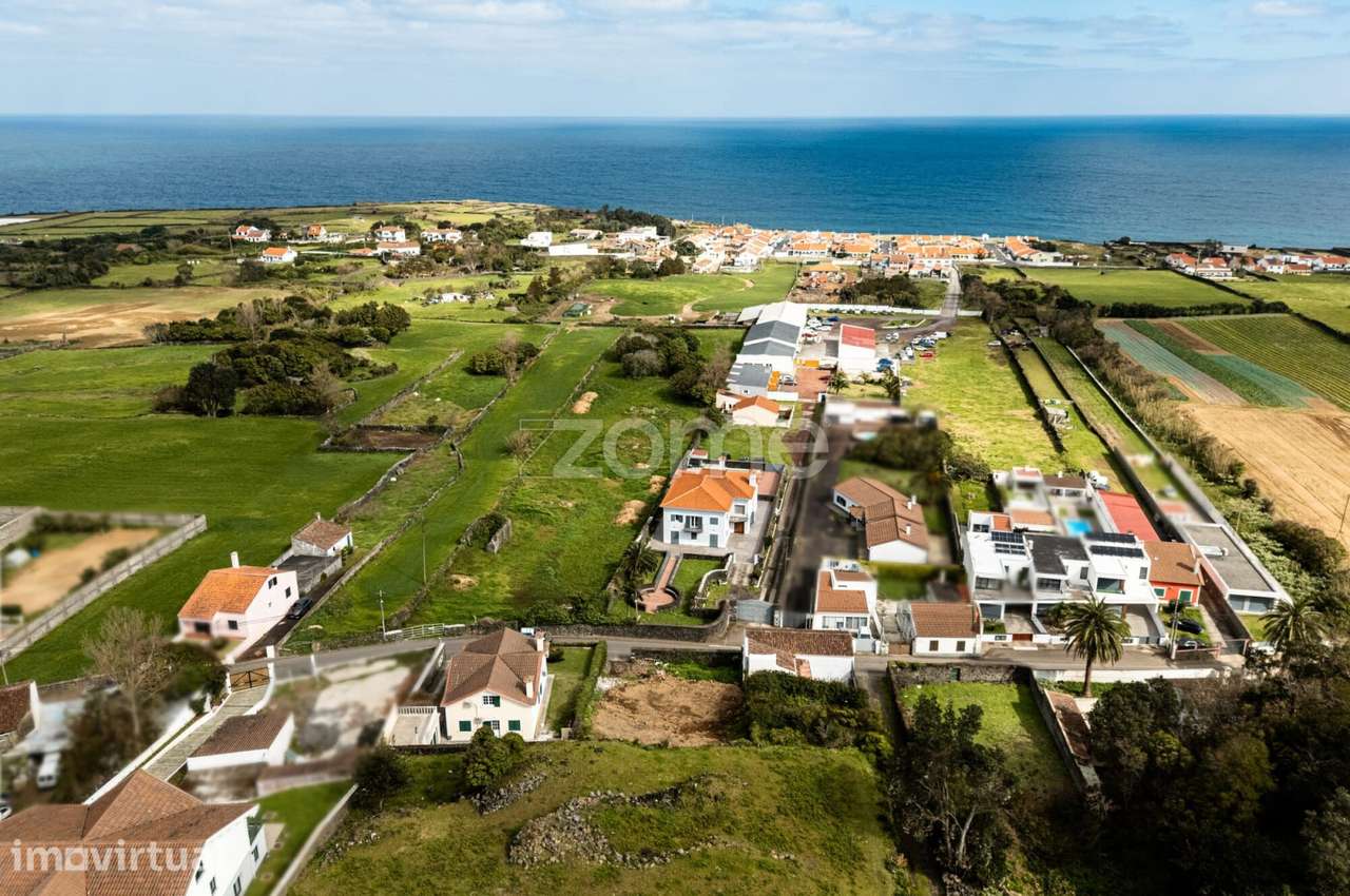 Terreno Urbano com Vista Mar - Grande imagem: 2/15