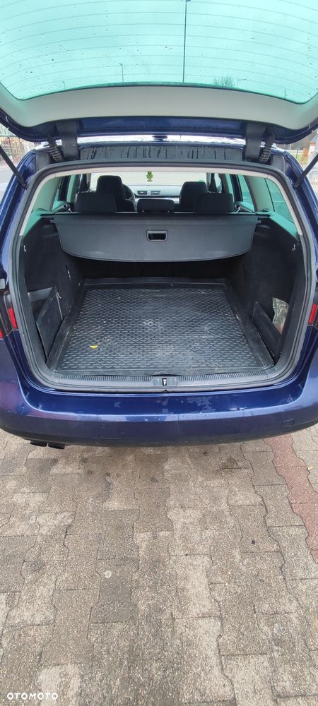 Volkswagen Passat - 5