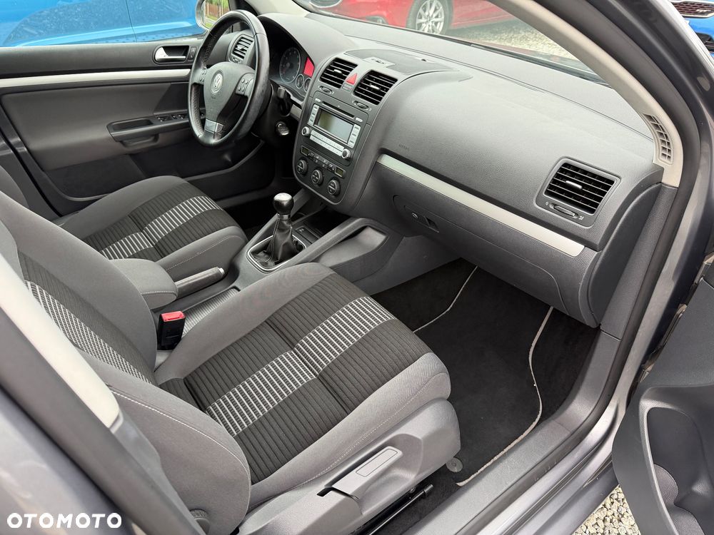 Volkswagen Golf 1.6 United - 24
