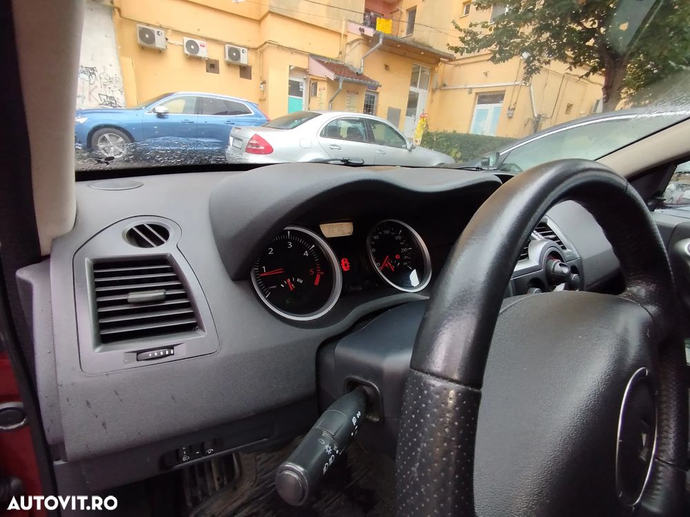 Renault Megane II 1.5 dCi Dynamique - 2