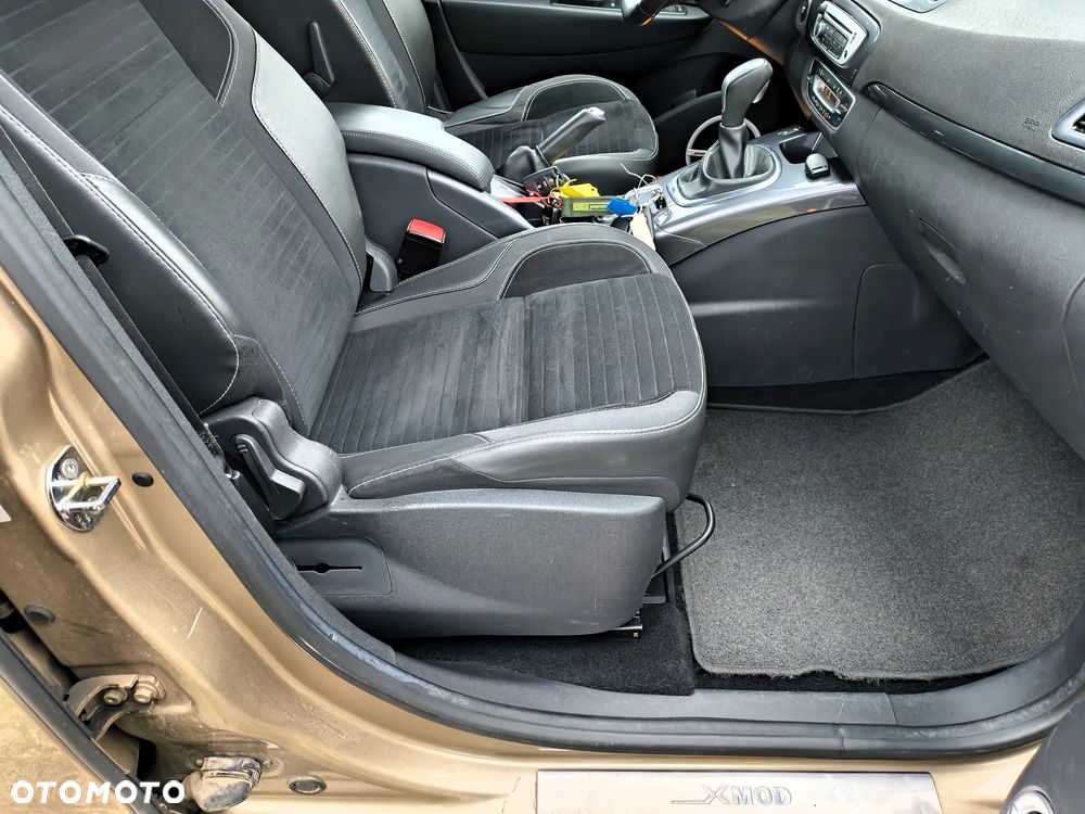 Renault Scenic dCi 110 EDC Xmod Bose Edition - 6