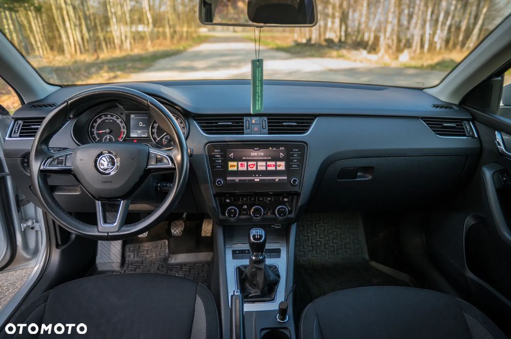 Skoda Octavia 1.6 TDI SCR Ambition - 9