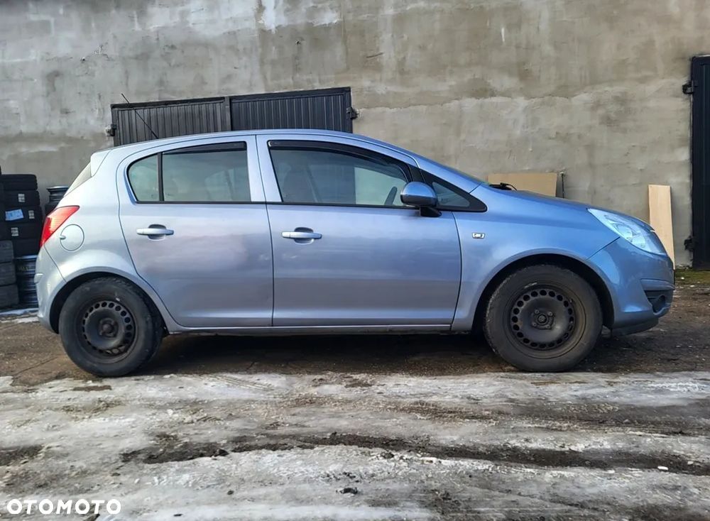 Opel Corsa 1.2 16V Enjoy - 3