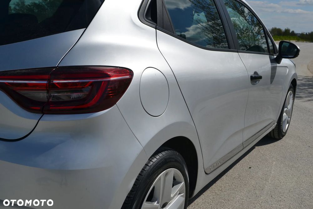 Renault Clio - 7