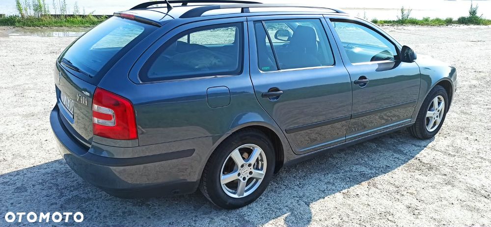 Skoda Octavia 1.6 Tour - 3