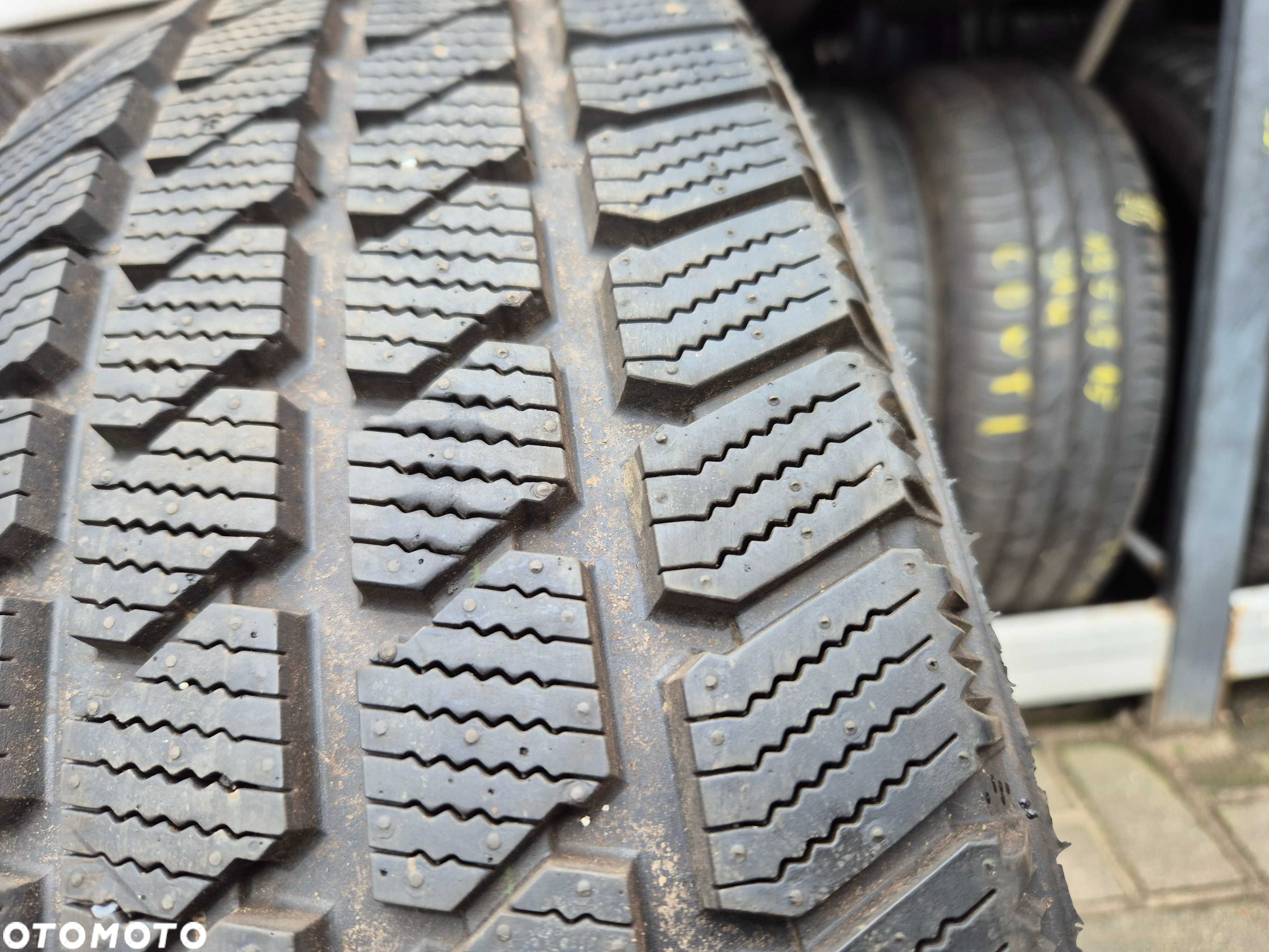 Zeetex CT8000 4S 215/75r16c 113/111R 2024r 7,8mm N2811 - 8