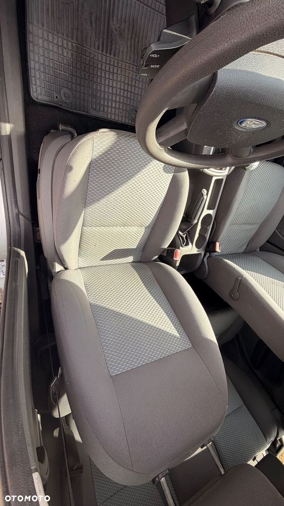 Ford Focus 1.6 Comfort - 37