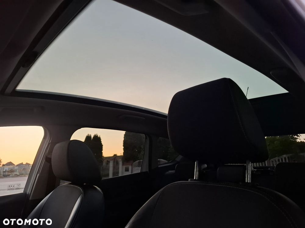 Ford Kuga 2.0 TDCi 4x4 Titanium - 24