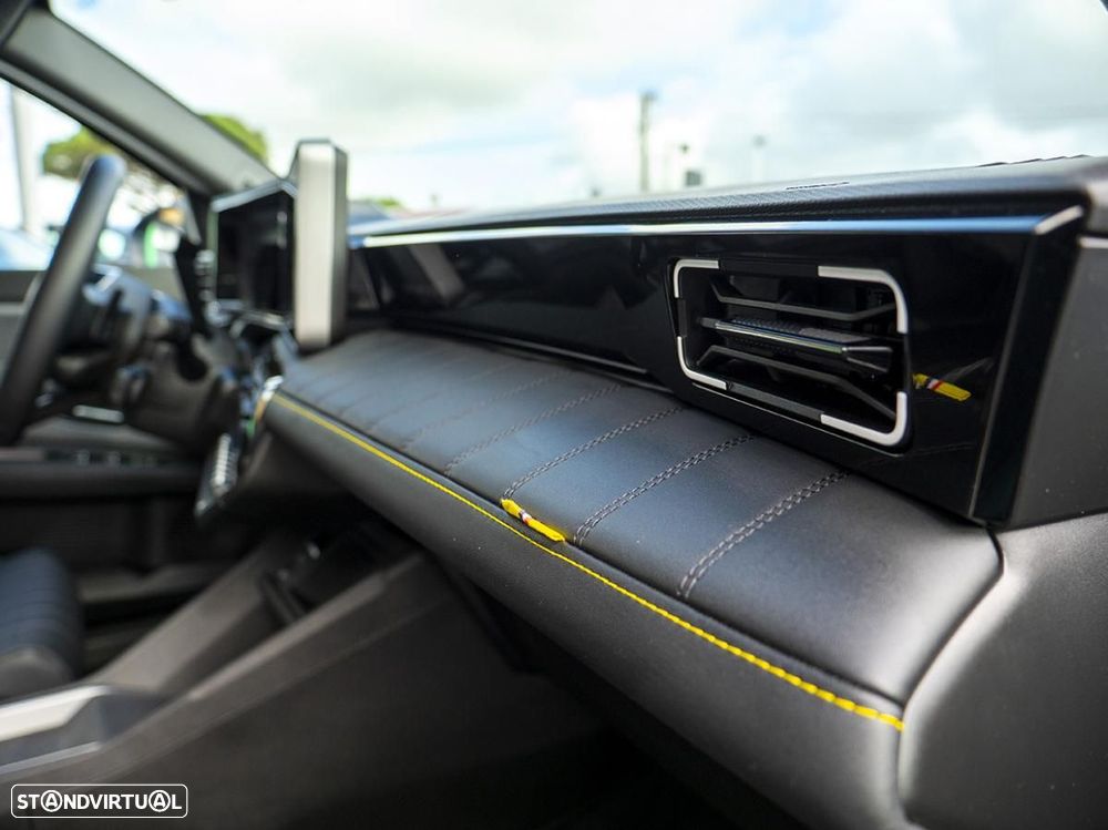 Renault 4 E-Tech 52 kWh Iconic Autonomia Conforto - 25