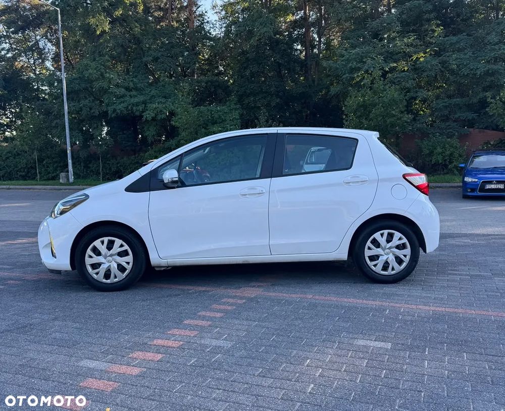 Toyota Yaris - 6