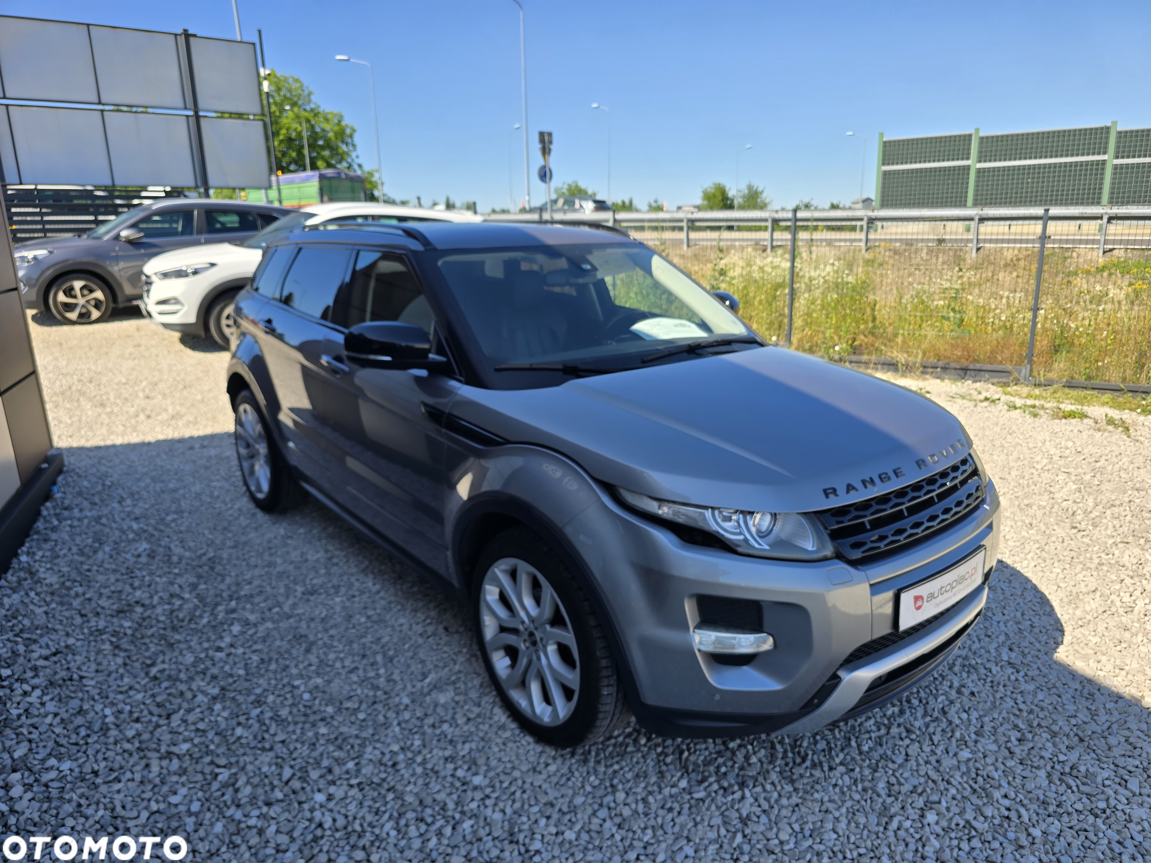 Land Rover Range Rover Evoque Si4 SkyView Edition - 2