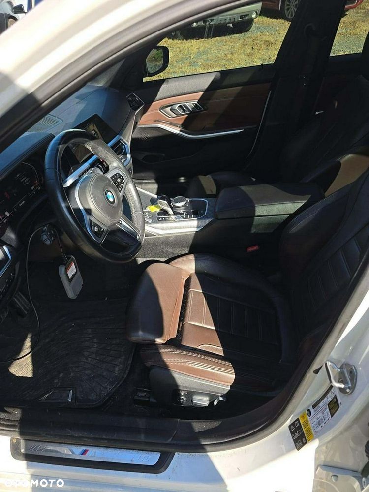 BMW Seria 3 2019 photo 5