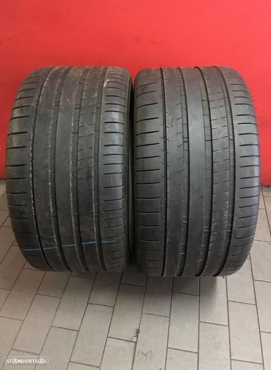 REF: 976 // 2 Pneus 325/30/21 Michelin Super Sport com mais de 80 de piso - 1