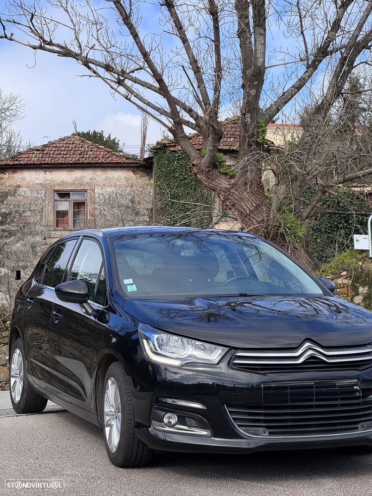 Citroën C4 e-HDi 110 Exclusive - 4