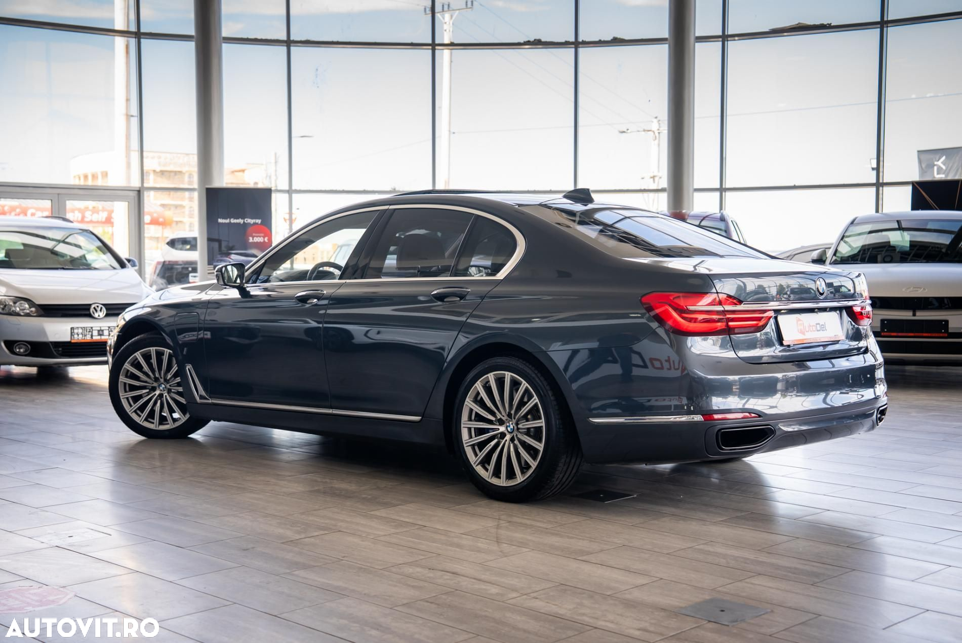 BMW Seria 7 - 12